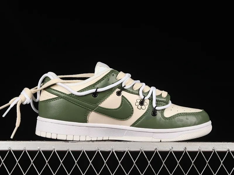 All categories Nk SB Dunk series Nk SB Dunk Low low-top sneakers Nk Dunk Low LOVE floral green customized version of deconstructed strap casual sneakers DH9765-100
